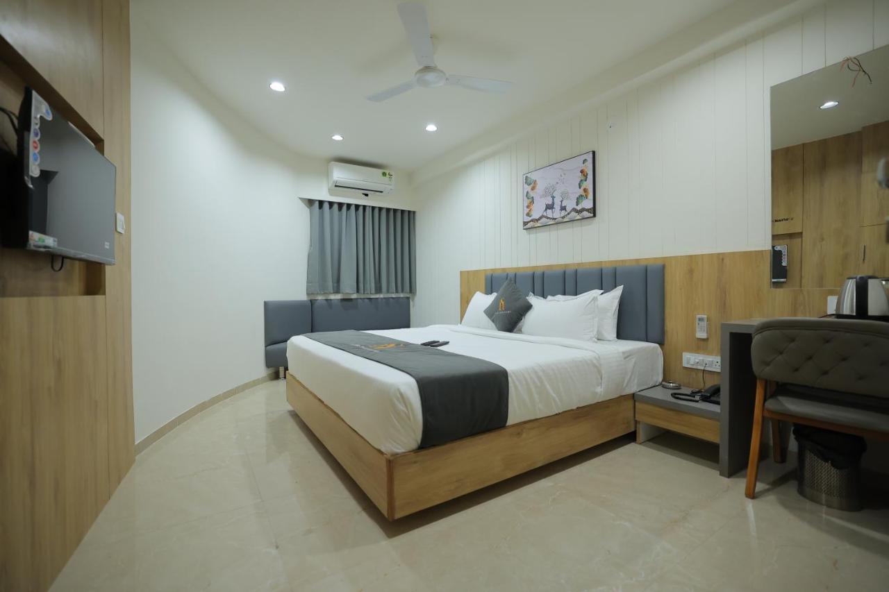 Hotel Shayan Inn 라즈콧 외부 사진