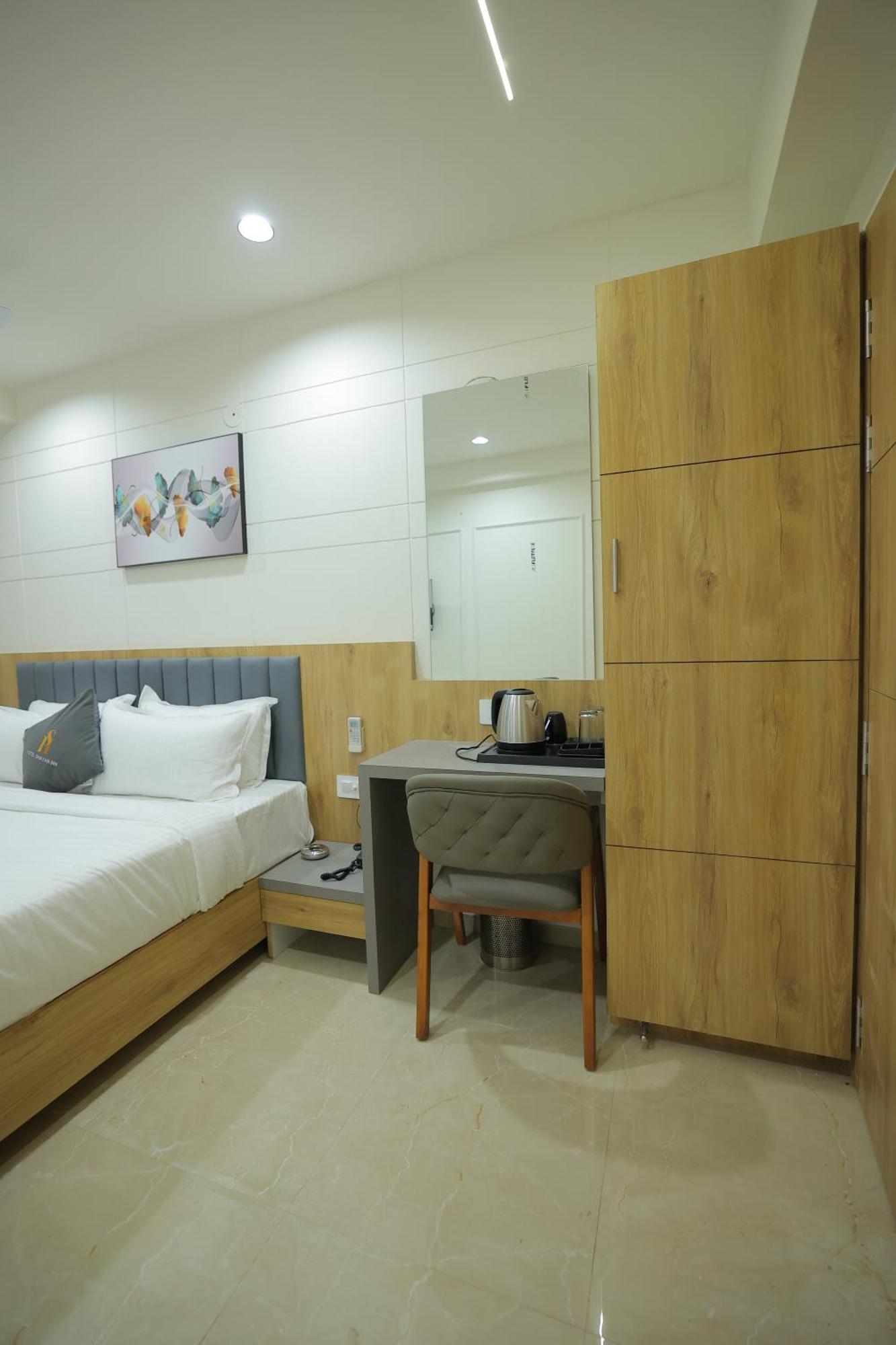 Hotel Shayan Inn 라즈콧 외부 사진